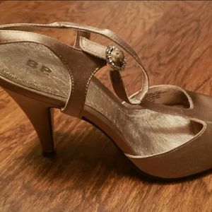 BP bronze heals with sparkle buckle